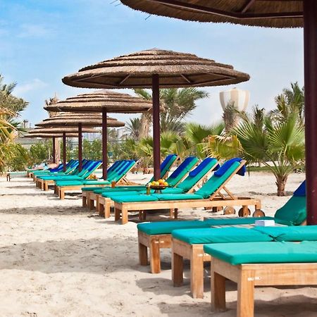 Sahara Beach Resort & Spa Şarja Dış mekan fotoğraf Beach at Jumeirah Beach Hotel