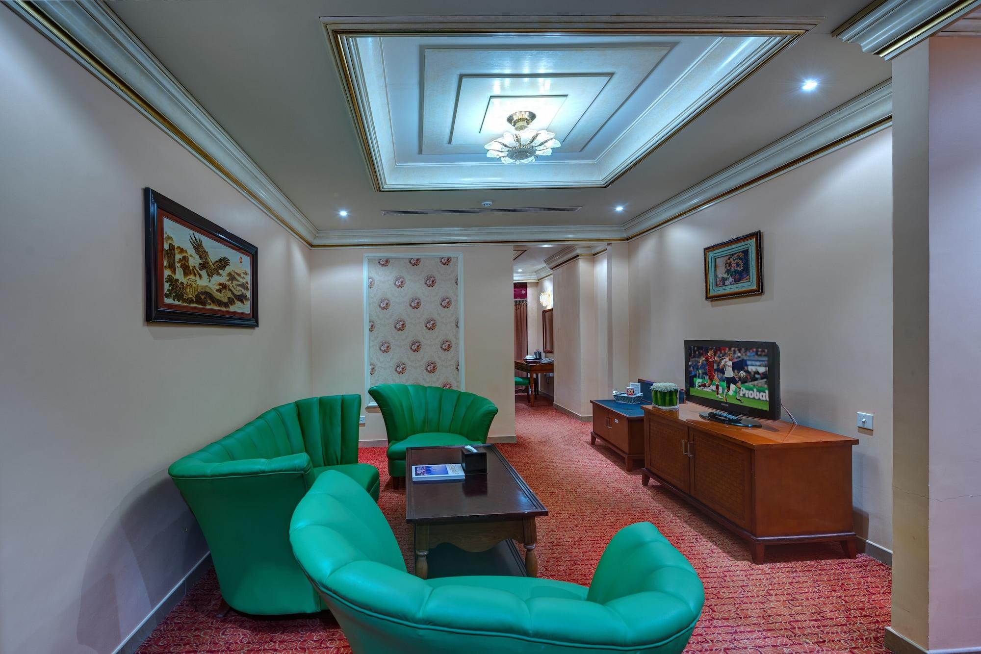 Sahara Beach Resort & Spa Şarja Dış mekan fotoğraf A suite at the hotel