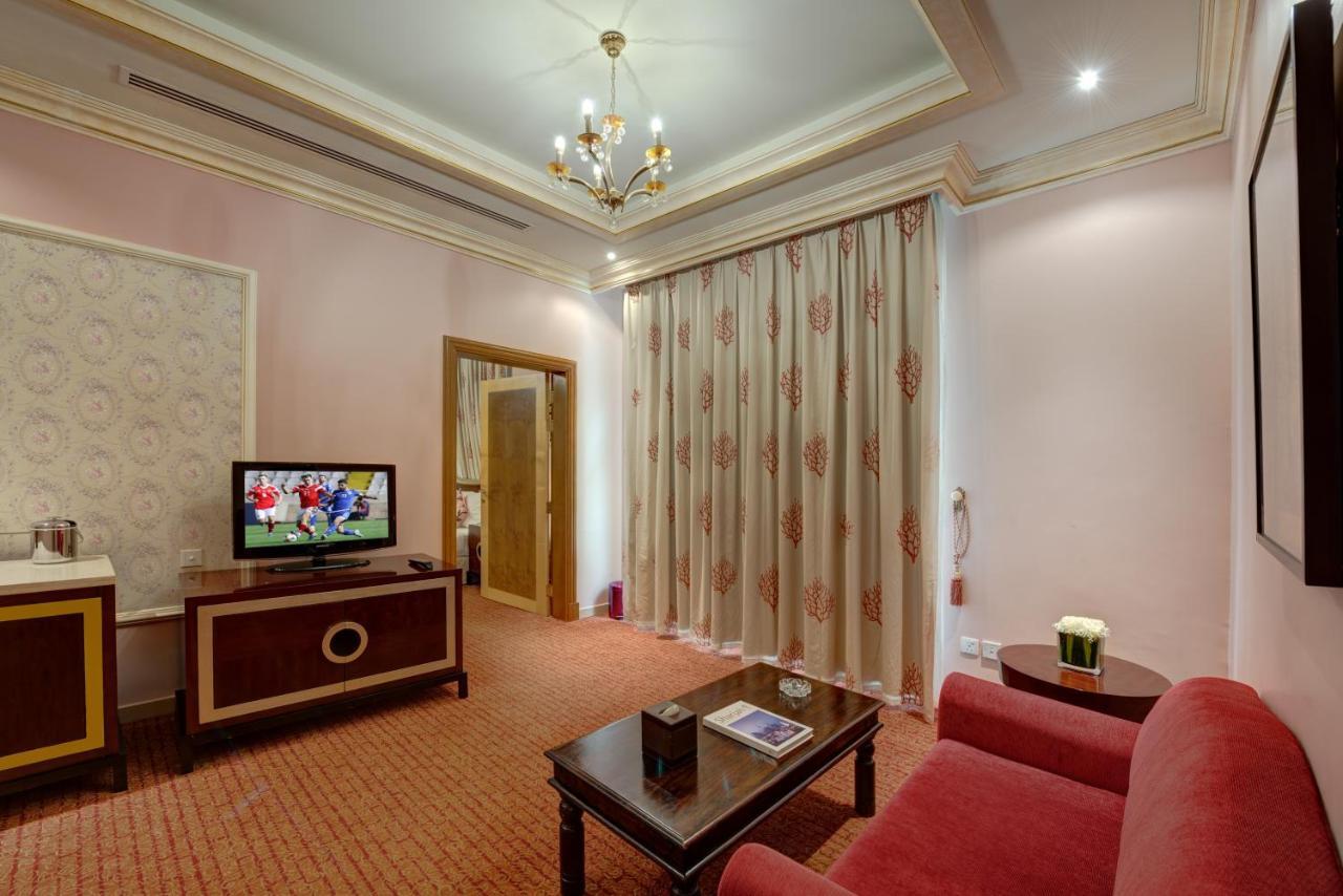 Sahara Beach Resort & Spa Şarja Dış mekan fotoğraf A suite at the hotel